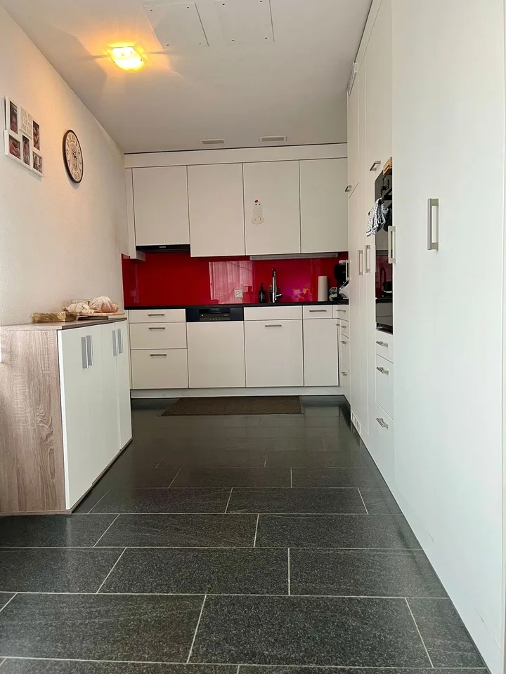 Helle, moderne Wohnung mit eigener Terrasse & Garten per 01.11.2026 zu vergeben!