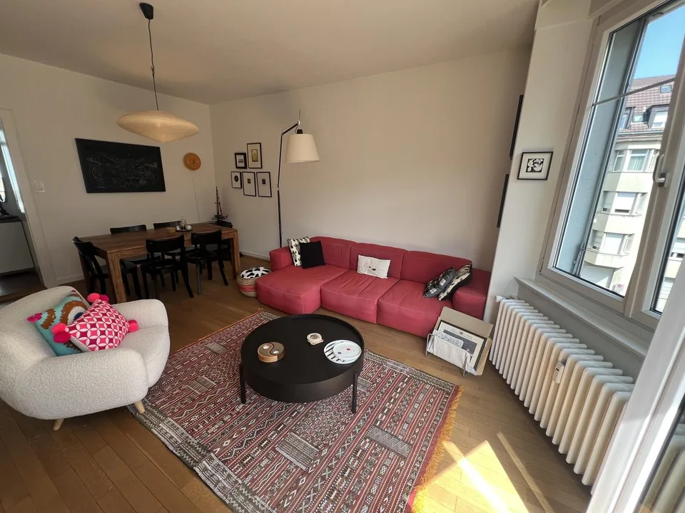 Helle 2.5Z-Wohnung in bester Lage in Zürich Enge