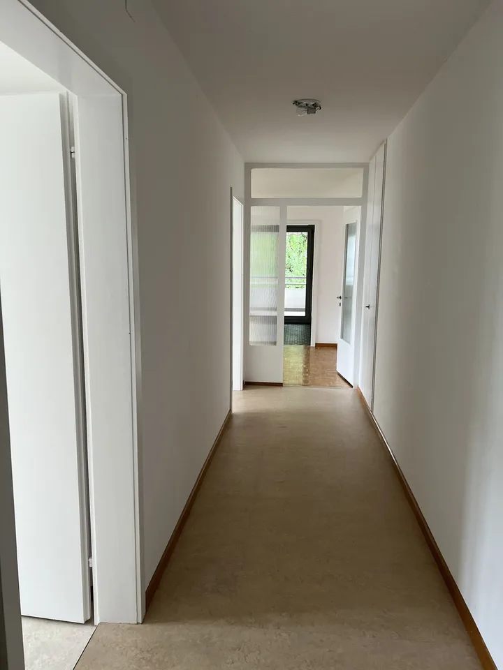 Grosse 4er WG mit grossem Balkon in Dübendorf zu vermieten!