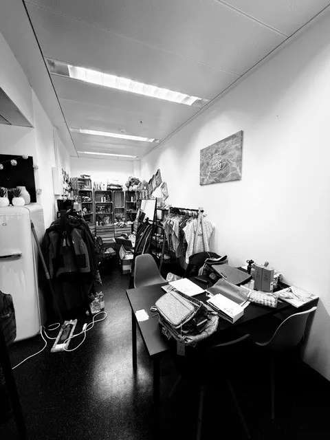 Gewerbe zum Vermieten. Können als Showroom oder andere Gewerbe benutz werden