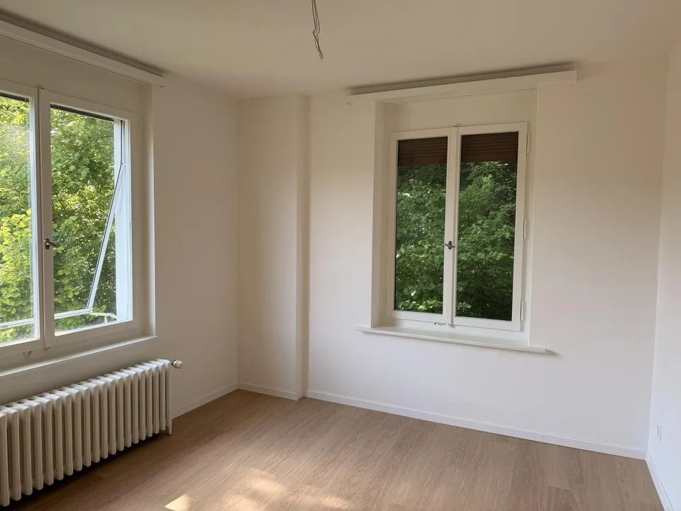 Frisch sanierte Wohnung in Altbauliegenschaft im Seefeld!