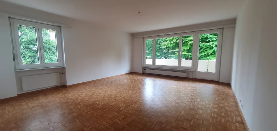 Befristet wohnen mit Blick ins Grüne in Spreitenbach!