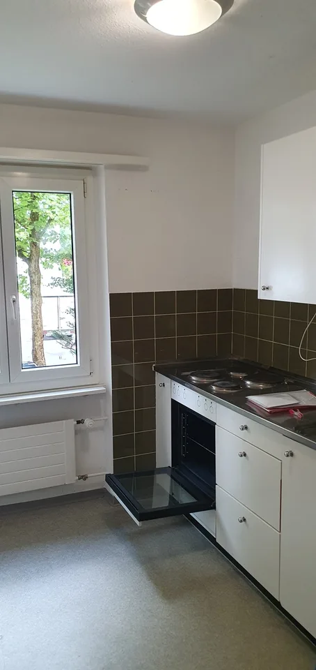 Befristet wohnen mit Weitblick in Spreitenbach!
