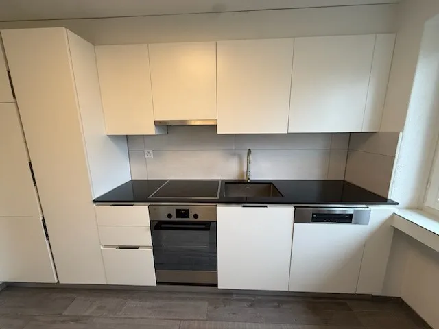 möbliertes Zimmer in 2er-WG in Wiedikon