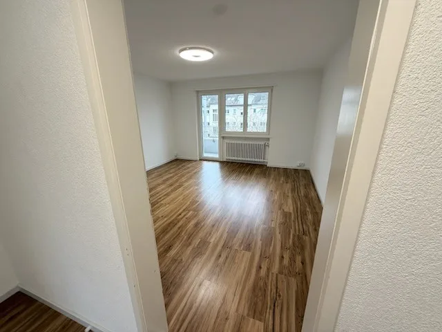 möbliertes Zimmer in 2er-WG in Wiedikon