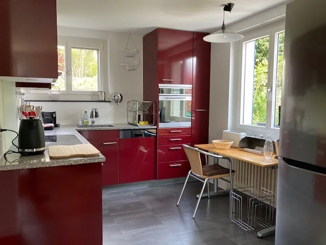 Grosszügige 2.5 Zimmer-Gartenwohnung