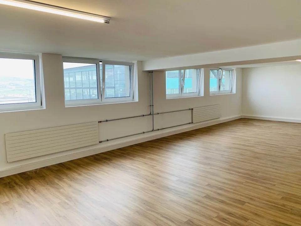 Flexible Gewerbefläche in Horgen!- Ideal für Büro, Praxis oder Atelier – Foto 9 von 13