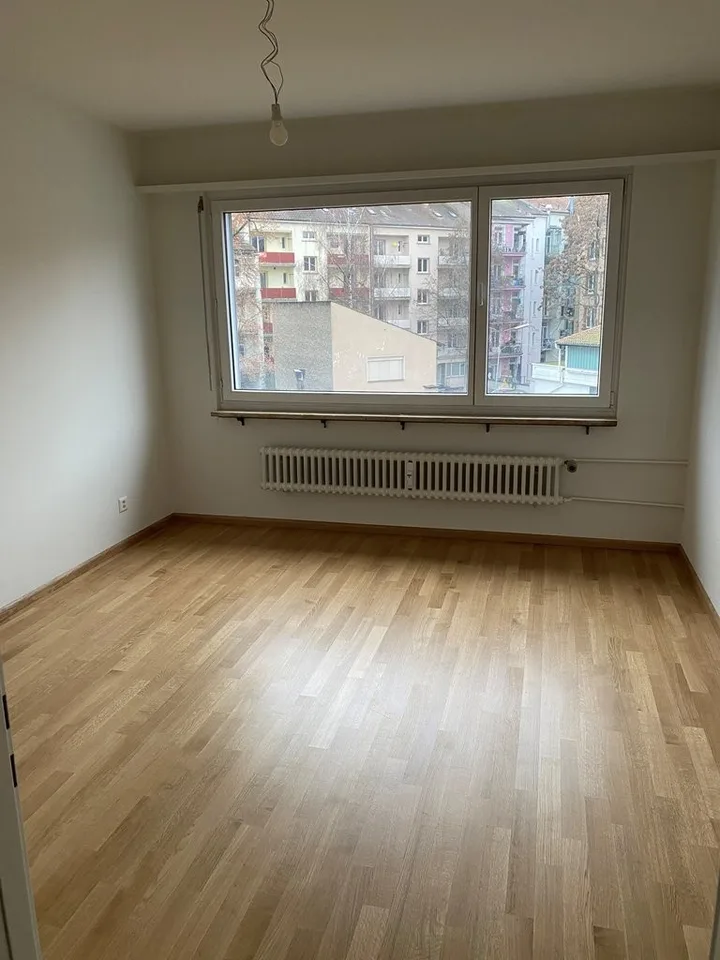 sanierte 2-Zimmerwohnung mit Balkon beim Voltaplatz