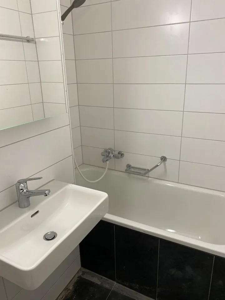 sanierte 2-Zimmerwohnung mit Balkon beim Voltaplatz