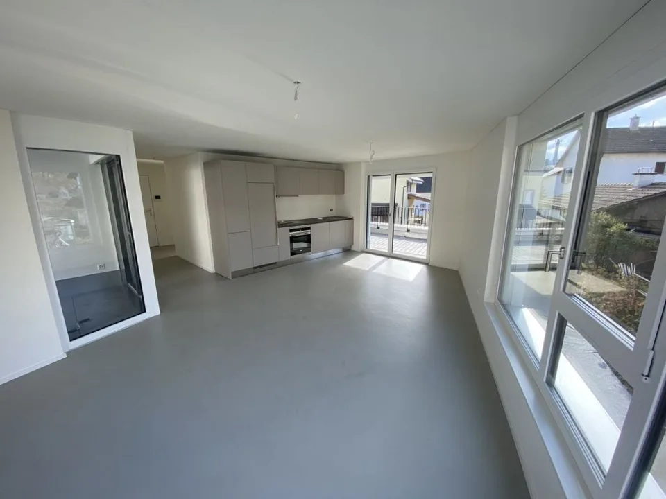 Moderne und Lichtdurchflutete Wohnung!