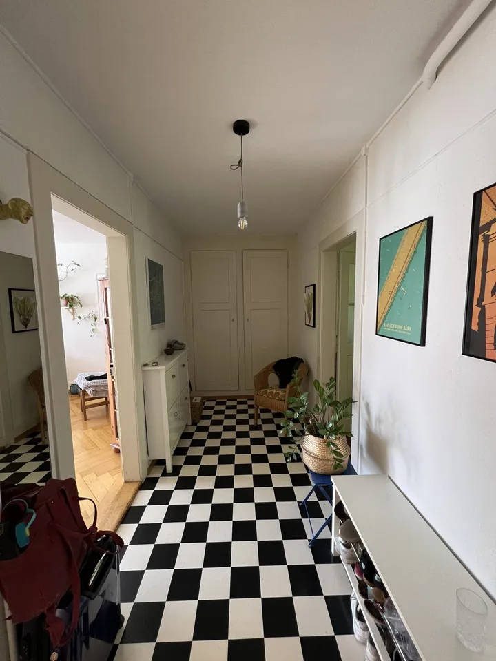 2,5 Zimmer-Altbauwohnung im Kirchenfeld (befristet)