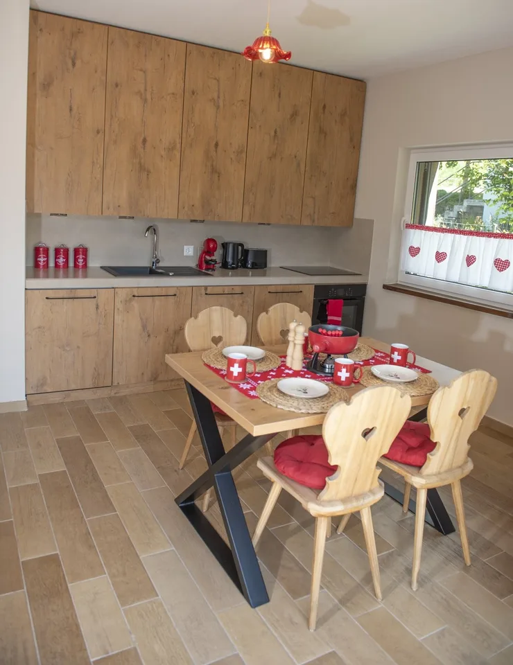 Charmante 2.5 Zimmerwohnung im Schwarzsee !