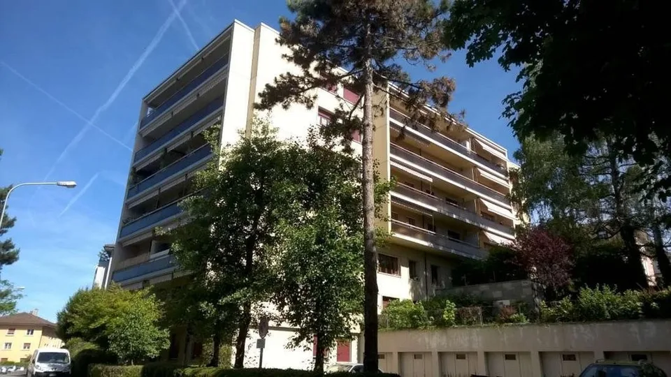 Quartier tranquille- Proche du bus