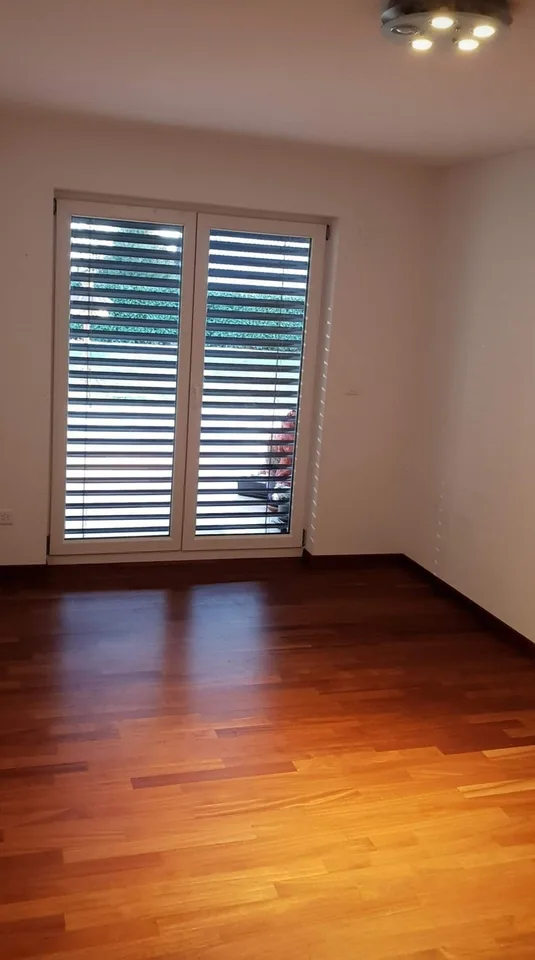 Schöne und helle 2 Zimmer-Parterre-Wohnung auf dem Land