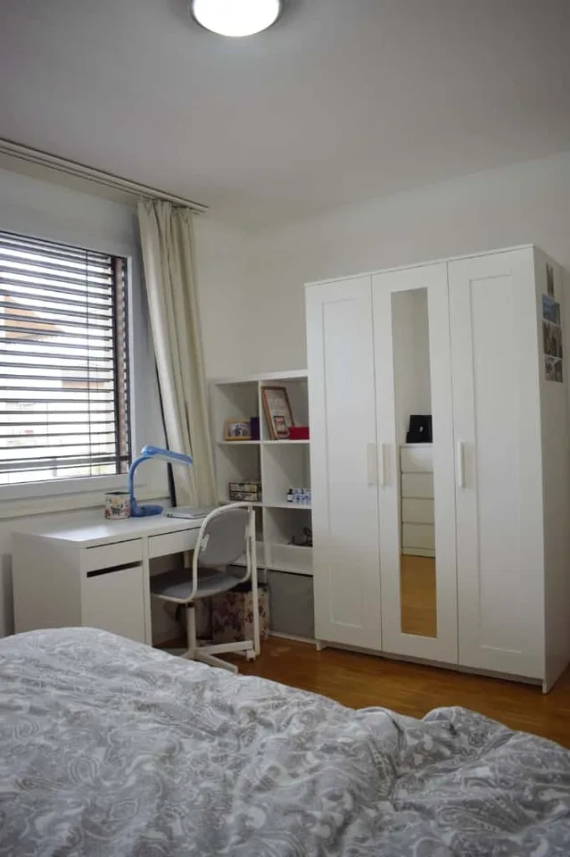 Temporary room available in Renens (25 September  19 October)