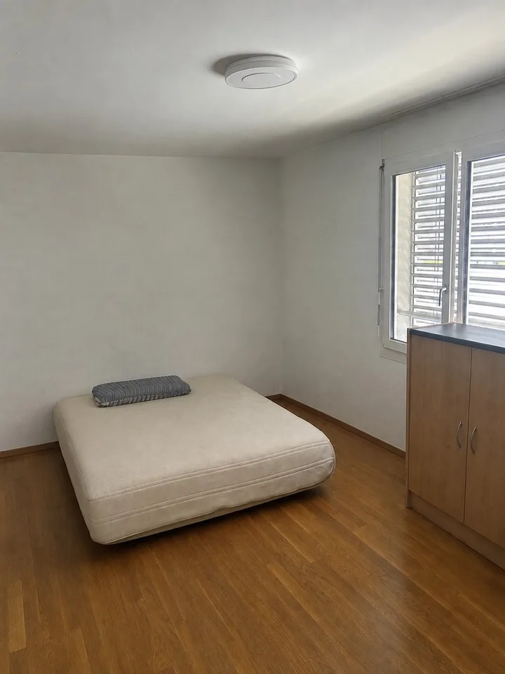 Nachmieter Gesucht 2.5 Zimmer Weiach (Zürich) per September