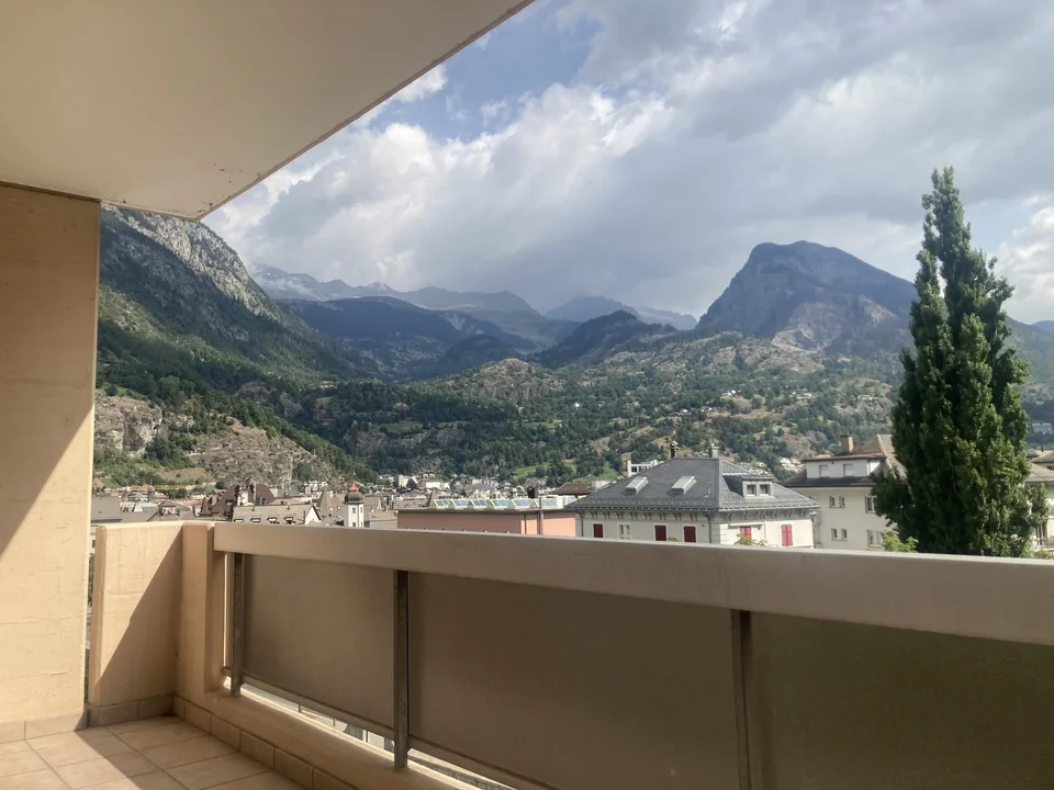 Appartamento di 4½ locali a Brig-Glis con vista panoramica