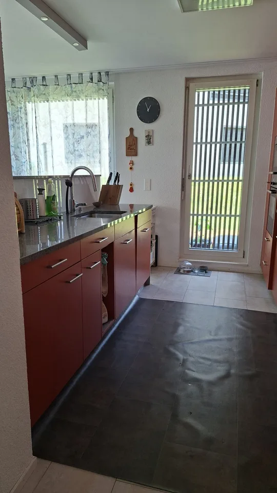 Zimmer in schöner Gartenwohnung