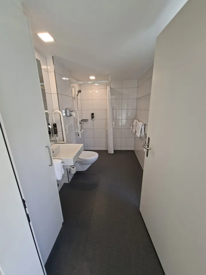 Wunderschönes & möbliertes Zimmer mit eigenem Bad in der Altstadt für Studenten