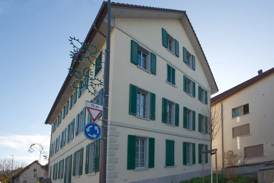 Moderne 4.5-Zimmer-Wohnung in Altbau!