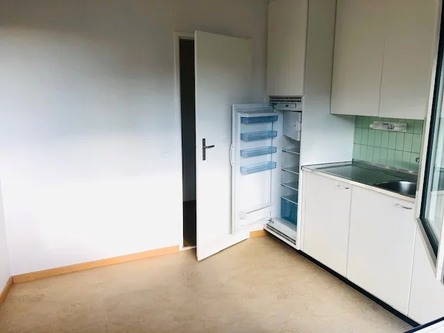 Schöne Teilrenovierte 3.5 Zimmer-Wohnung per sofort zu vermieten