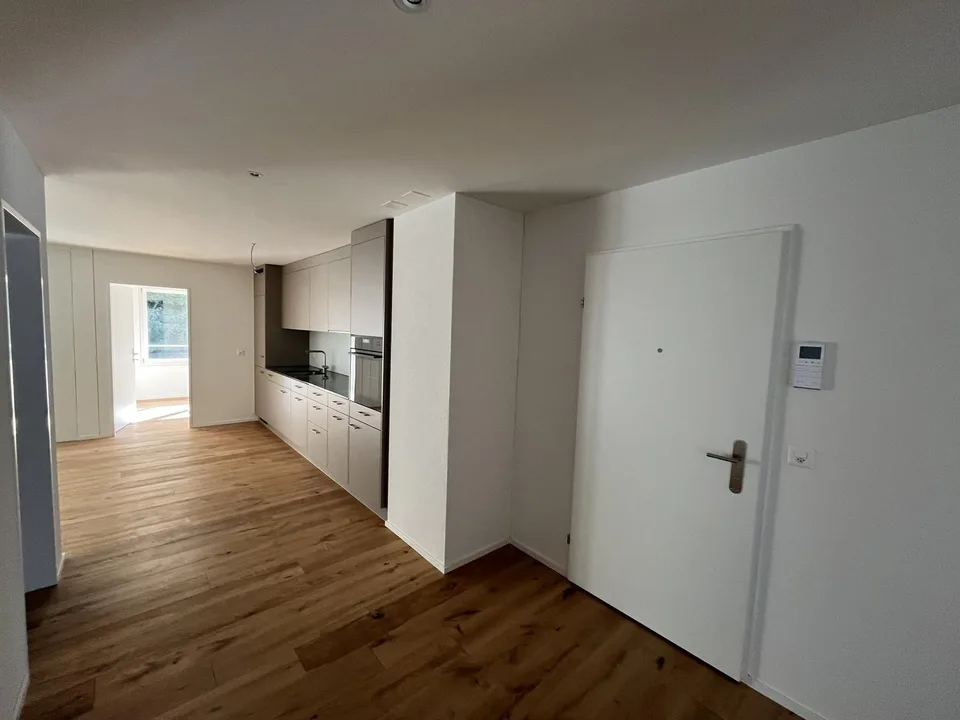 Neubau Erstbezug - WG-Zimmer in hochwertiger 4.5-Zimmer-Wohnung in Zürich-Seebach