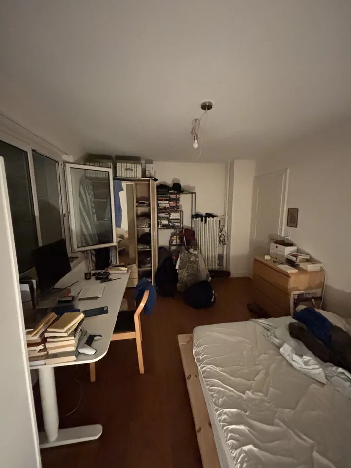 Room for rent in beautiful apartment with garden