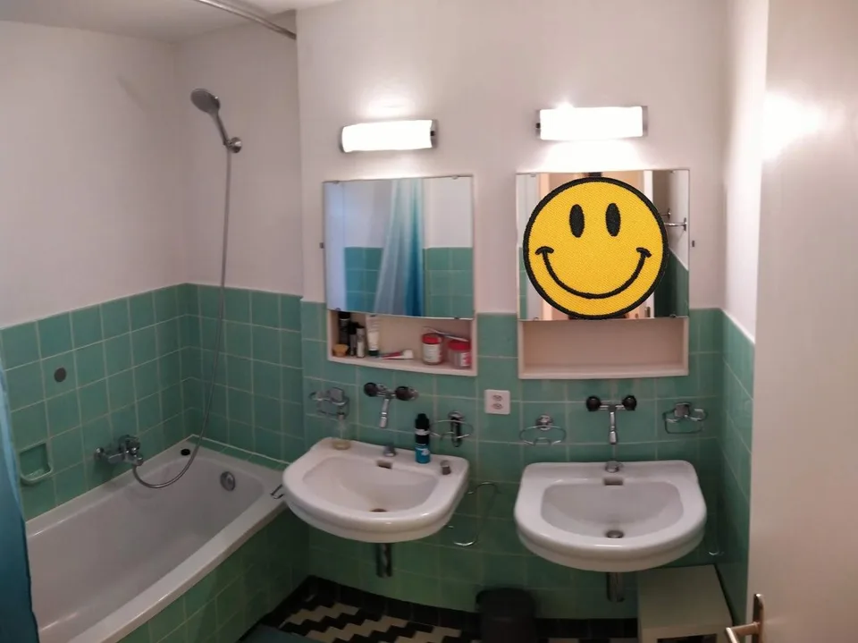 Formazione di un appartamento condiviso di 2 persone confortevole a Glattbrugg