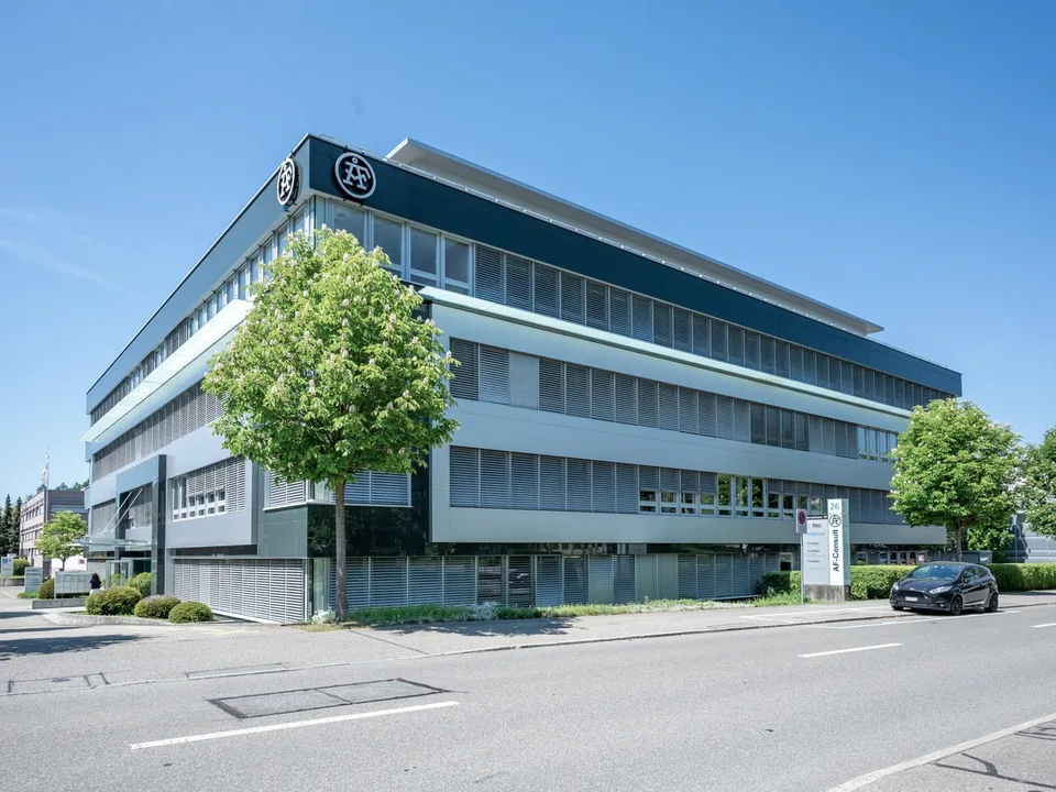 Moderne Bürofläche in Dättwil zu vermieten