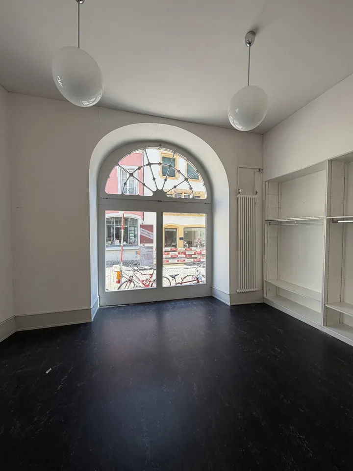 Schönes Ladenlokal in der Bieler Altstadt