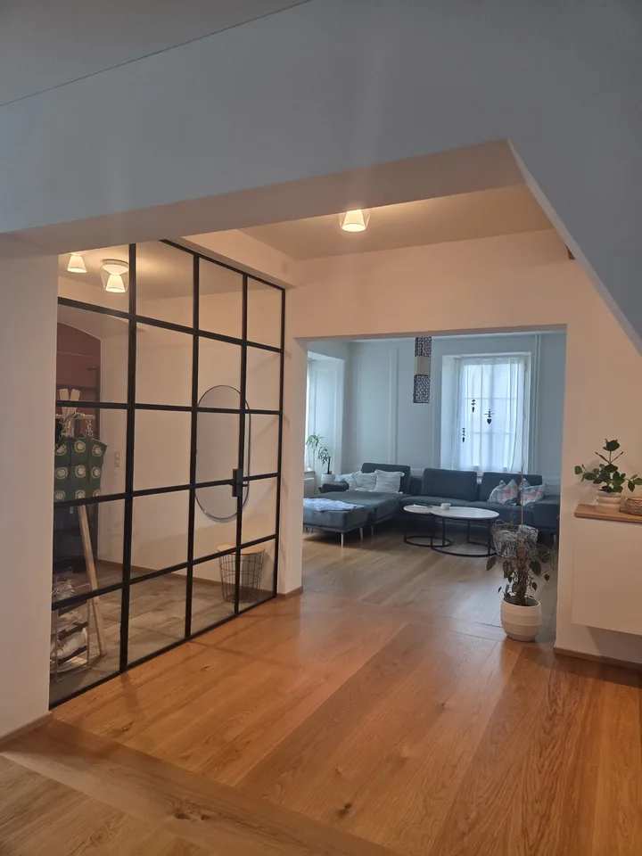 Möblierte 3.5-Zimmer-Wohnung mit Garten in zentraler Lage in Lenzburg - befristet zur Untermiete