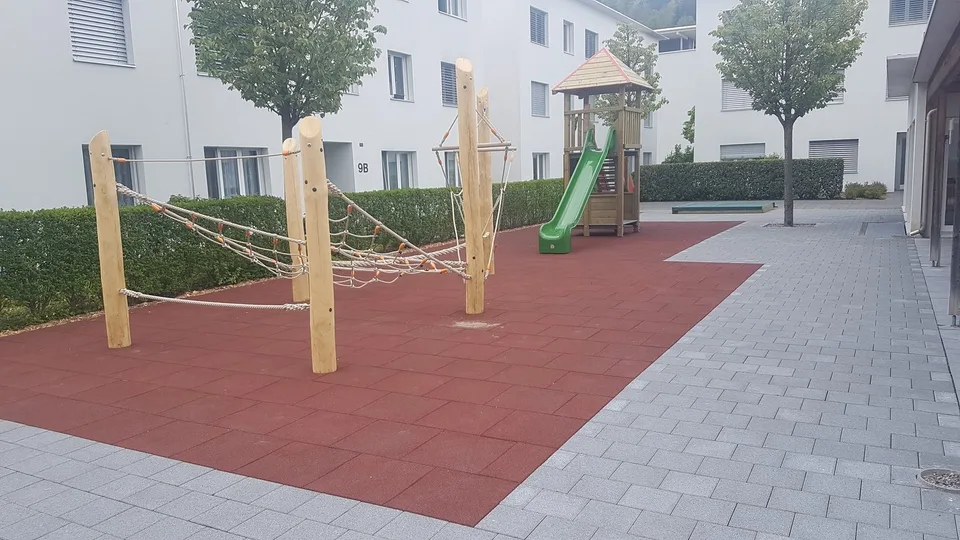 Attraktive 3.5 Zimmer-Wohnung im familienfreundlichen Pleerweg