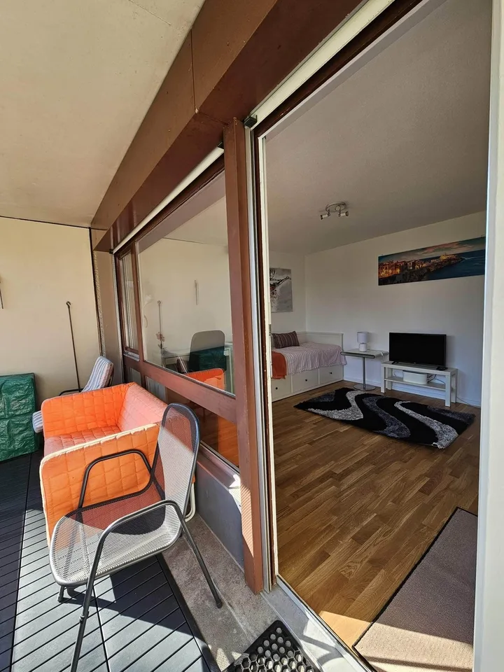 STUDIO IN BERN - WABERN, MÖBLIERT