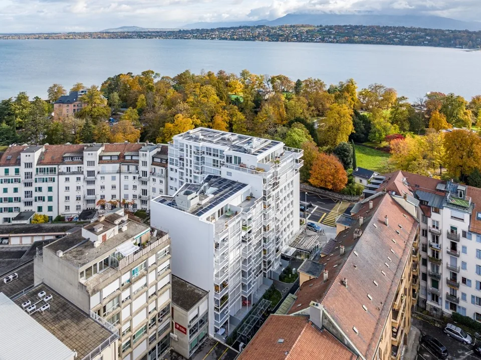 REPRISE DE BAIL - Bel appartement rénové de 3 pièces situé au bord du lac