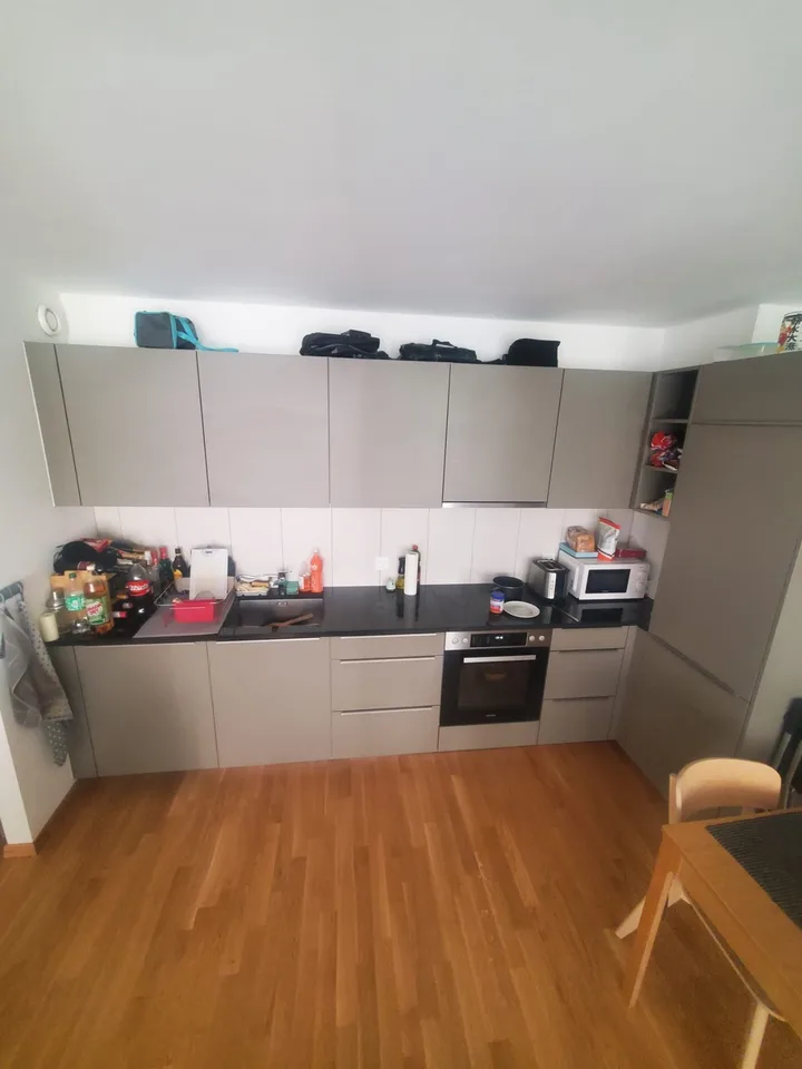 REPRISE DE BAIL - Bel appartement rénové de 3 pièces situé au bord du lac