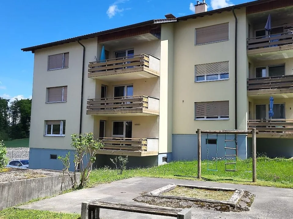3.5-Zimmerwohnung im Erdgeschoss Stock ohne Lift
