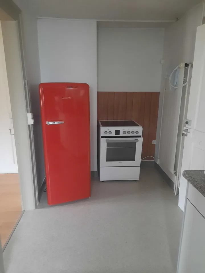 Zu Vermieten 3 Zi-Wohnung