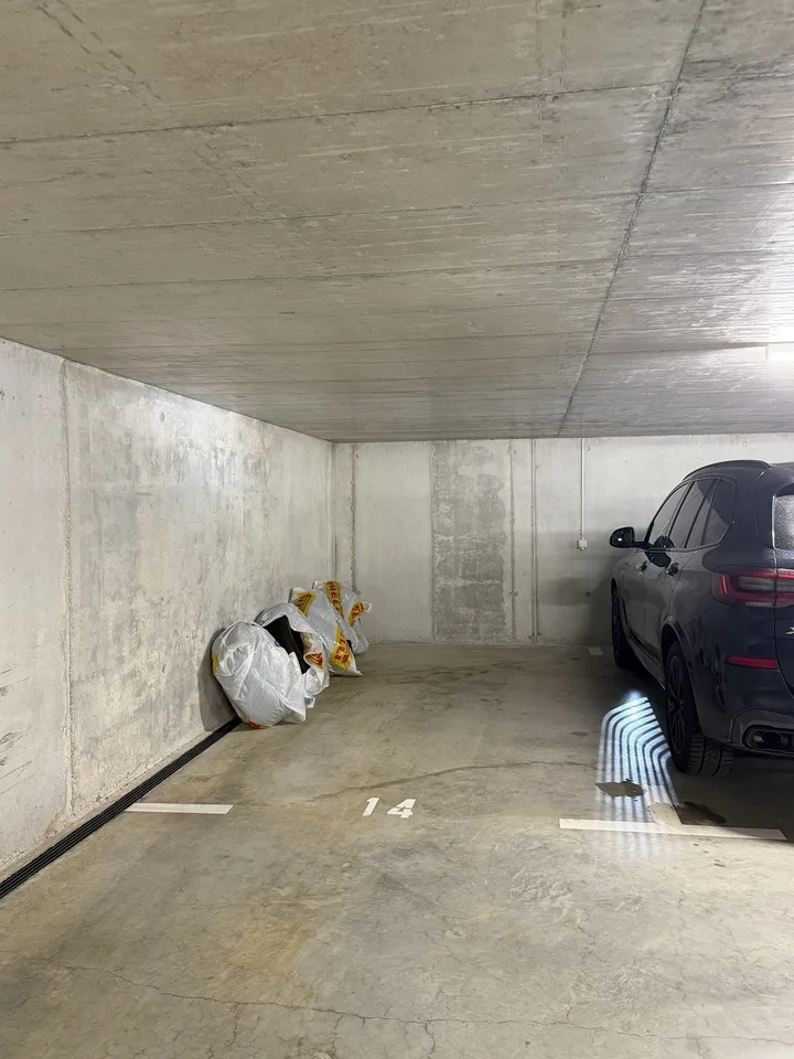 Tiefgaragen Parkplatz
