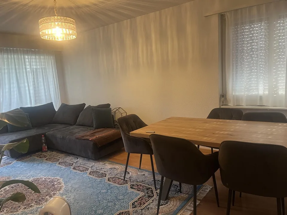 Cozy 3.5-room apartment with balcony in Urdorf – available immediately!