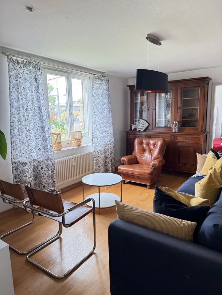 For 4 people! Spacious and bright, fully furnished 120 m² apartment