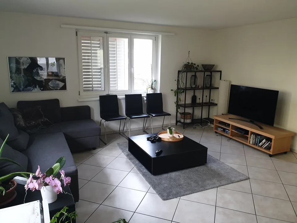 WG Zimmer in Einfamilienhaus mit Garten