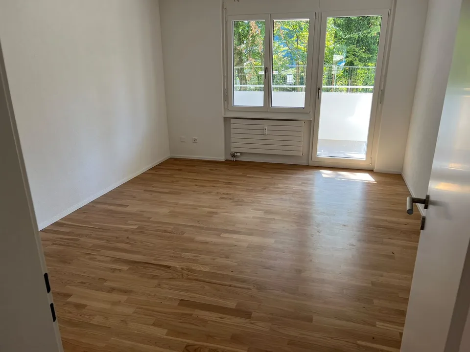 Helles gut gedämmtes WG-Zimmer in Campusnähe (Hönggerberg)