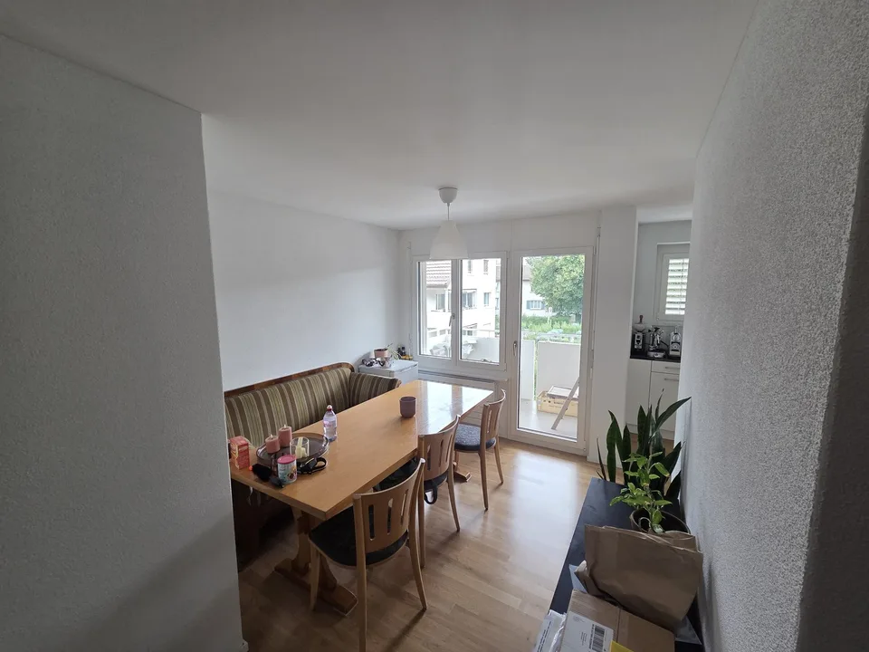 Helles gut gedämmtes WG-Zimmer in Campusnähe (Hönggerberg)