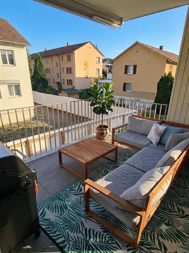 Moderne Wohnung im Eigentumsstandard