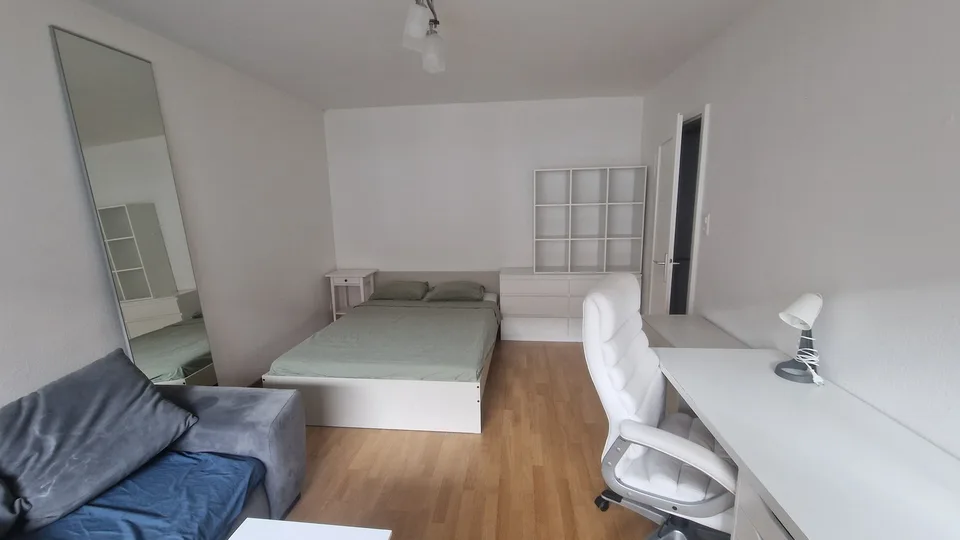 Furnished apartment Zürich Oerlikon | 17–31 August | CHF 650 total