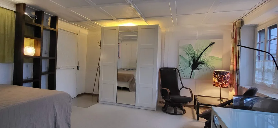 Gemütlich eingerichtetes Zimmer (17m2)