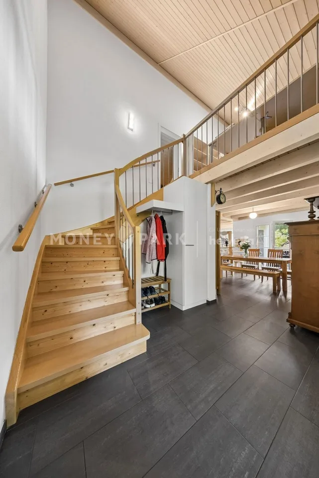Attraktive 4.5-Zimmer-Maisonette-Dachwohnung – foto 8 di 13