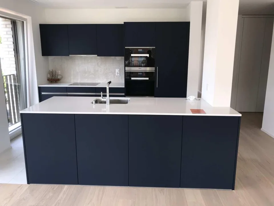 Schöne, moderene, geräumige 4,5-Zimmer-Wohnung in der Nähe des Rheins und des Stadtzentrums