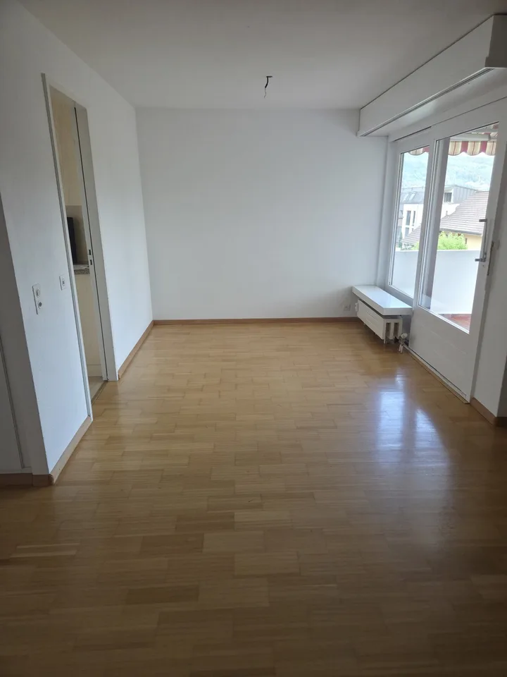 "Geräumige 4.5-Zimmer-Wohnung mit Balkon in Münchenstein"