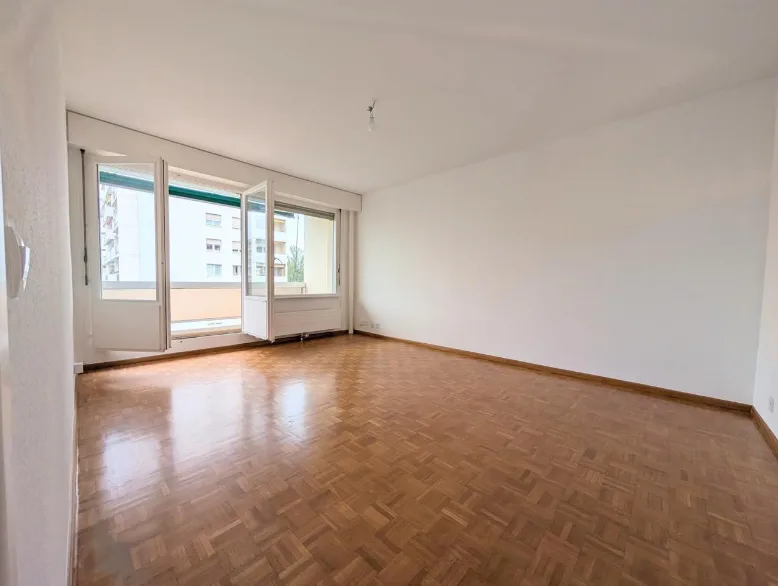 Appartement de 3 pièces au 3ème étage situé à Grand Saconnex 1218